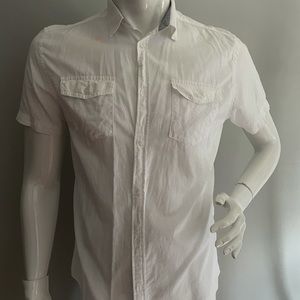 Men’s short sleeve button down
